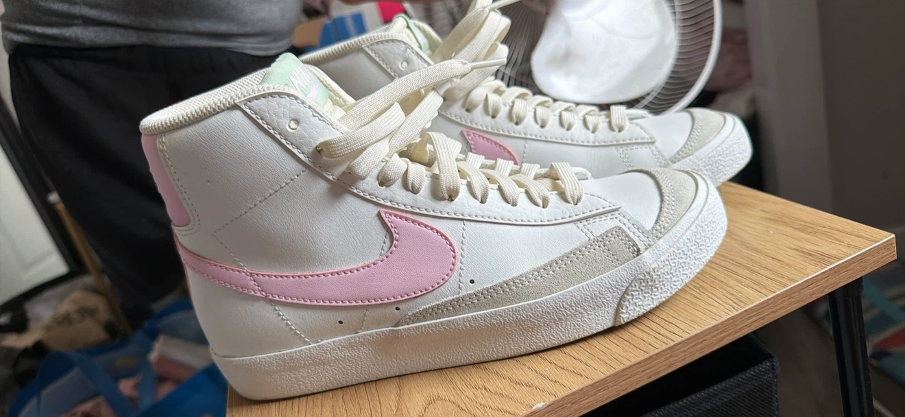 Nike Blazer Mid '77 Light Pink