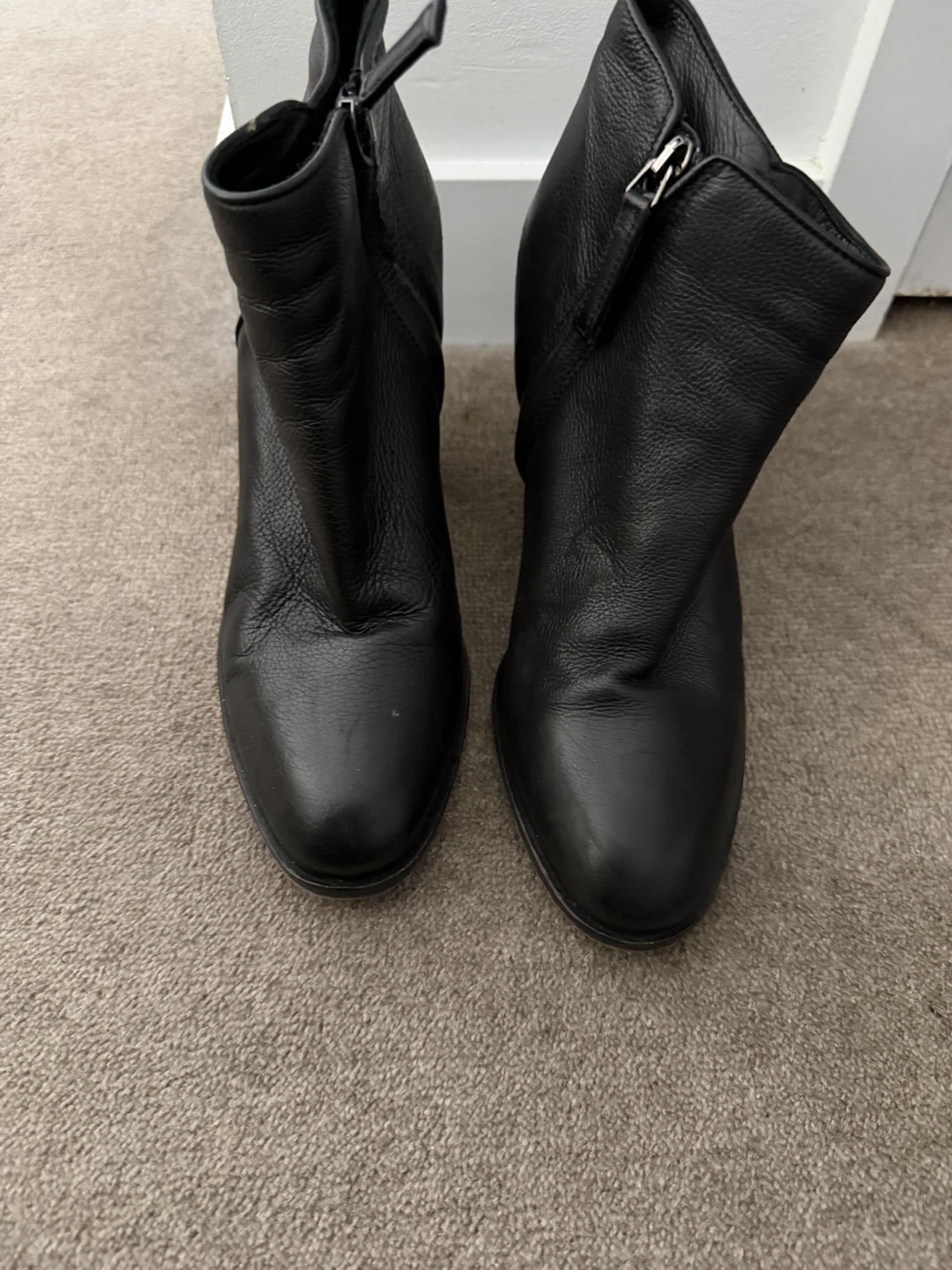 SCOOP NYC Black Leather Heeled Ankle Boots Size 38.5