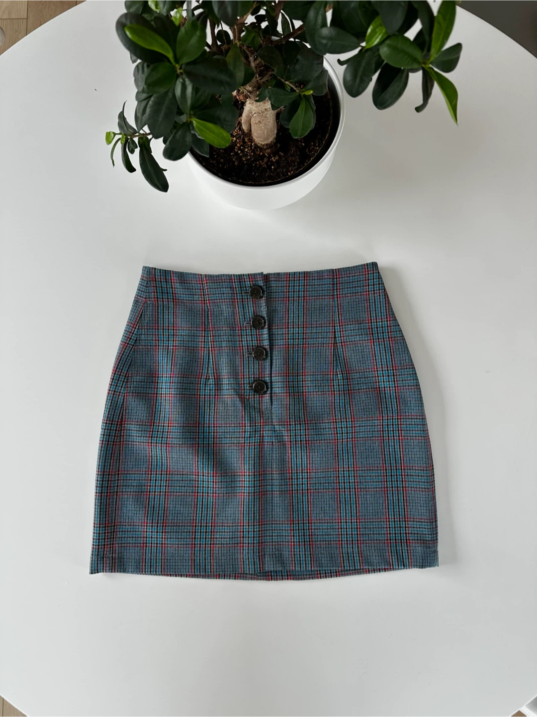 Aritzia Little Moon Skirt - Size 2