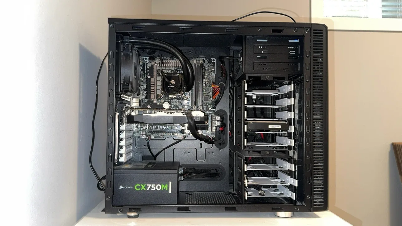 Complete Quiet PC Setup - 24" Dell Monitor, Tower & Peripherals - photo 2