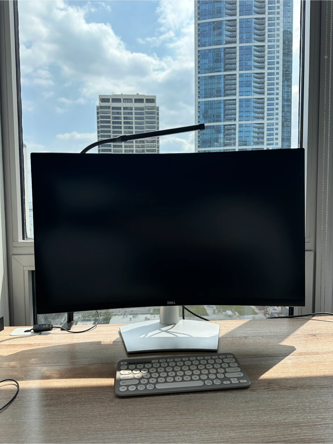 Dell S3221QS 32” 4K Curved Monitor – Excellent Condition