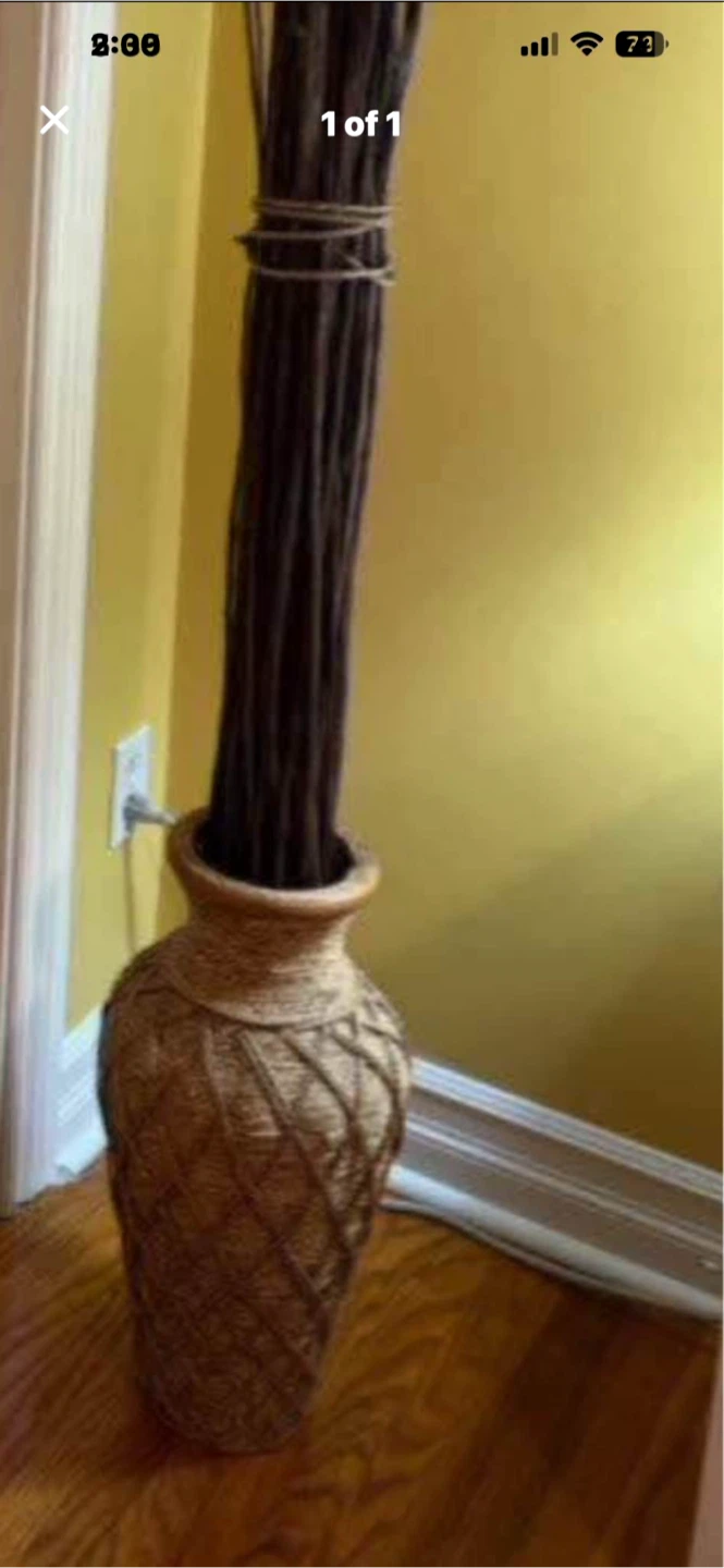 Decorative Floor Vase with Natural Stems
