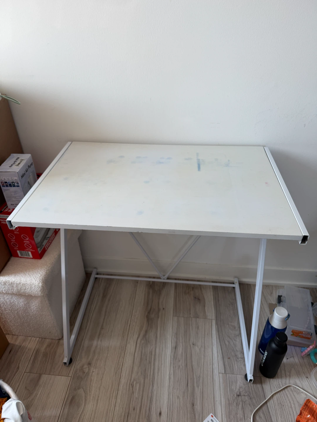 White Folding Desk - photo 2