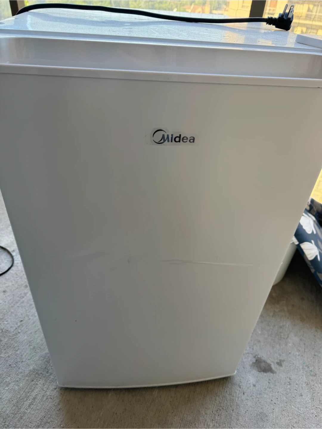 Midea Freezer