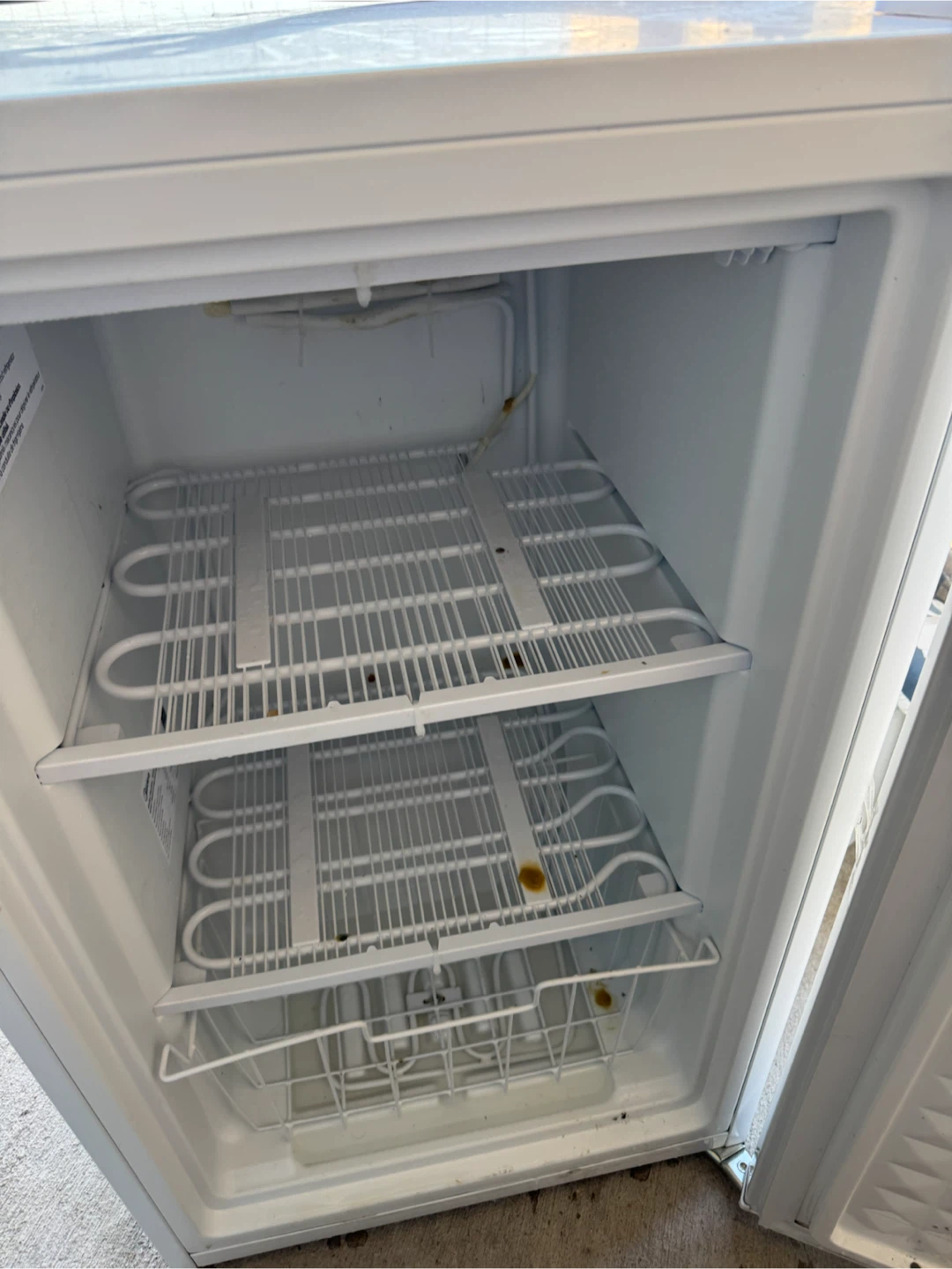 Midea Freezer - photo 2