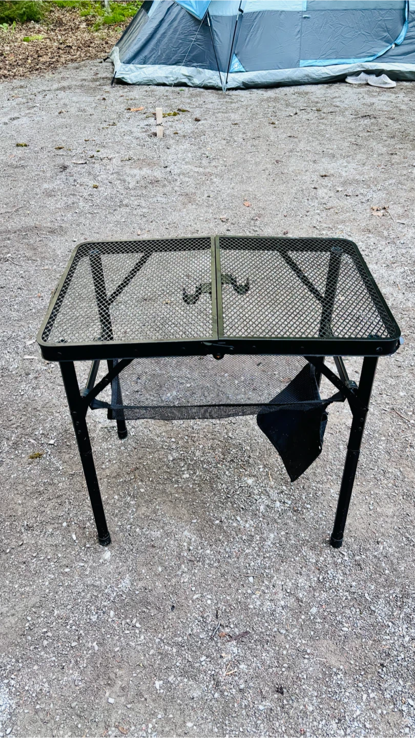 Portable Mesh Camping Table with Aluminum Legs
