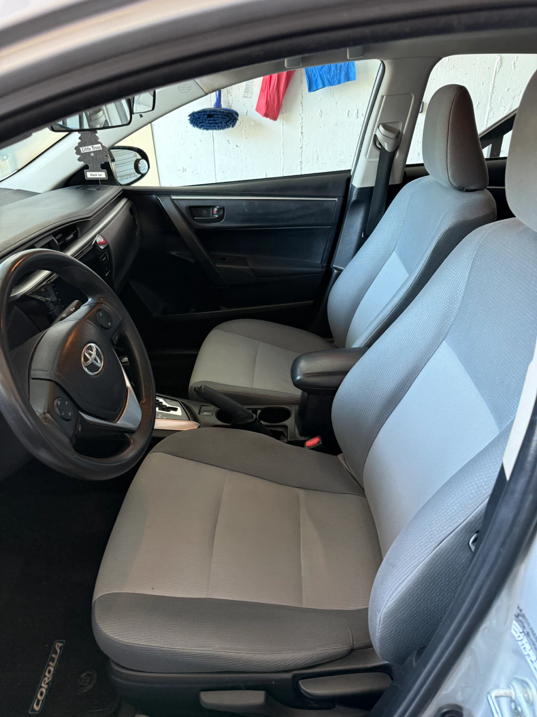 2014 Toyota Corolla - photo 3