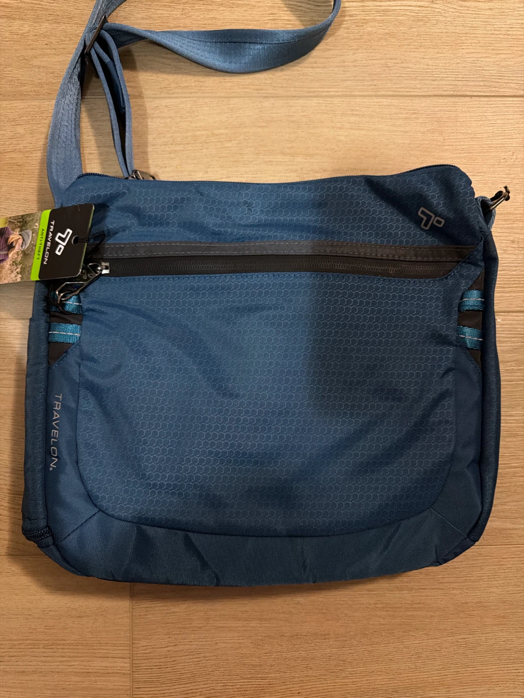 Travelon Blue Crossbody Bag with tag - photo 2