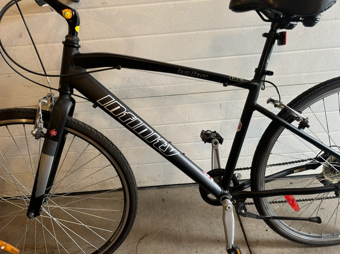 Infinity Mountain Hybrid Bike Brand New - photo 2