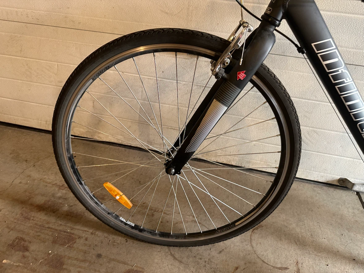 Infinity Mountain Hybrid Bike Brand New - photo 3