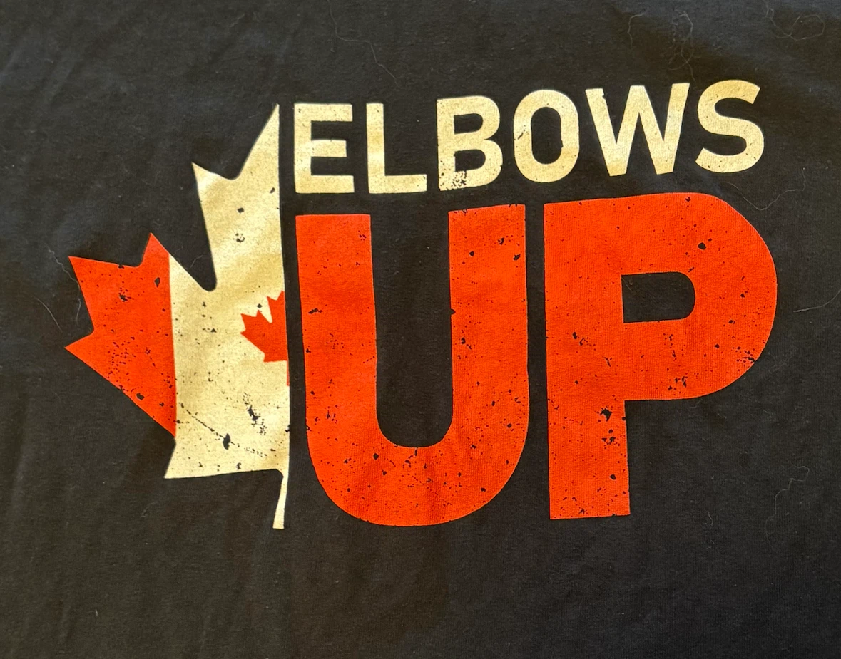 ✨✨Elbows Up T-Shirt Size L - photo 2