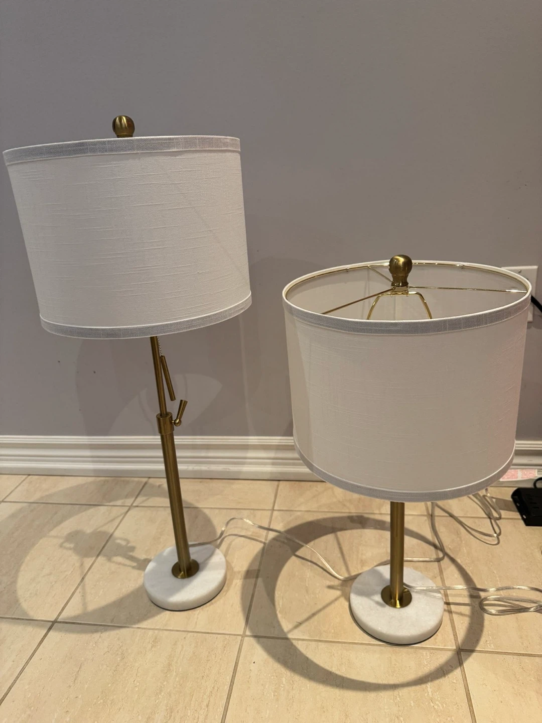 Set of 2 White Table Lamps with Marble Base