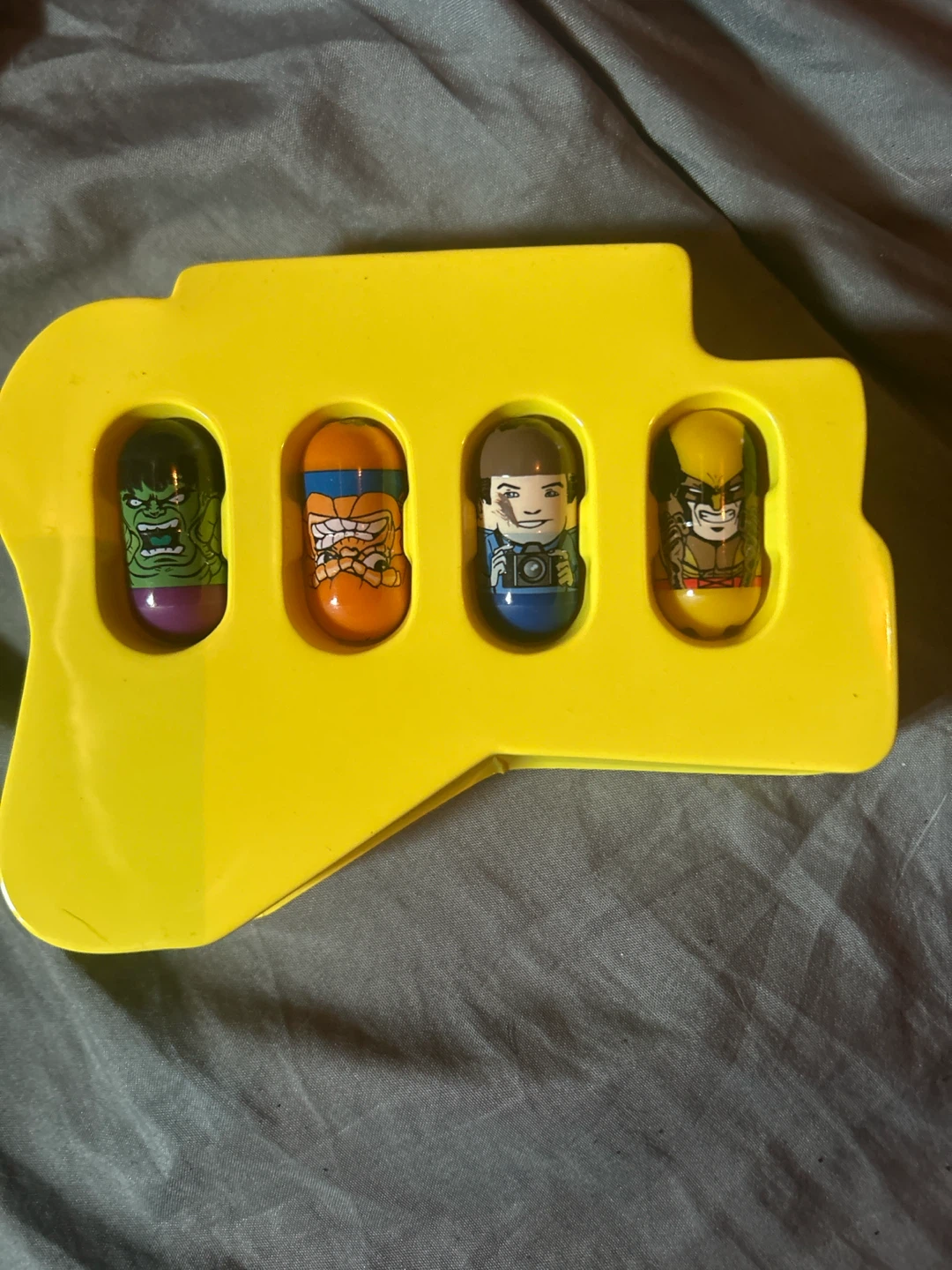 Marvel Mighty Beanz Series 1 Lot of 20 Beanz + 5 Trays