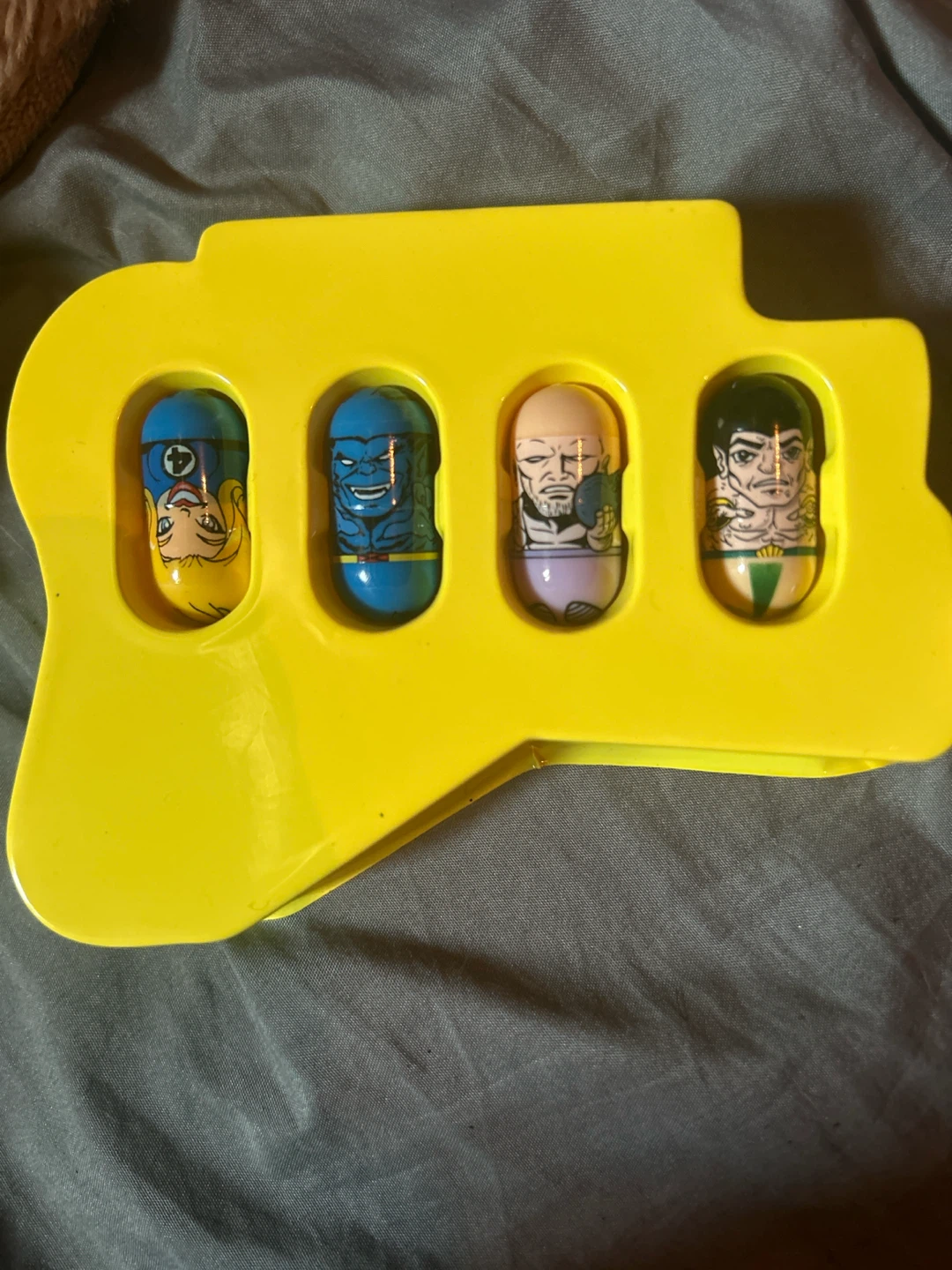 Marvel Mighty Beanz Series 1 Lot of 20 Beanz + 5 Trays - photo 3