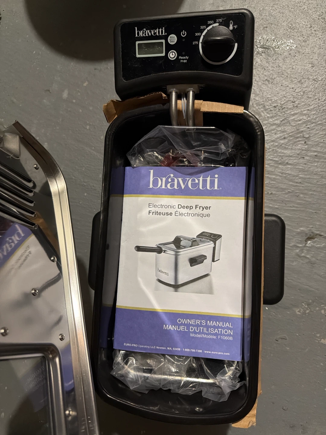 NEW Bravetti Electronic Deep Fryer - photo 2