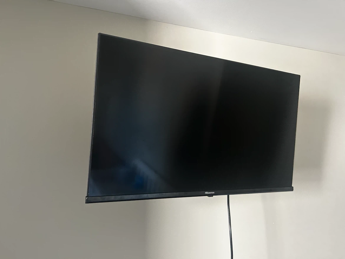 Hisense 32" LED TV - photo 3