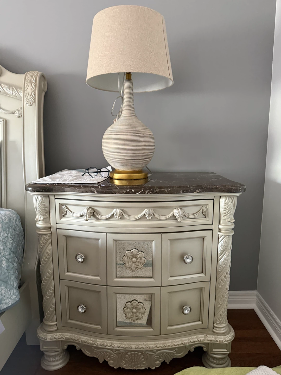 Elegant Nightstand with Marble Top Bed set - photo 3
