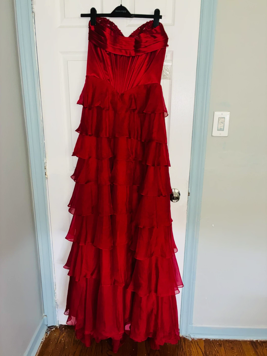 Red Ruffled Corset Gown - photo 3