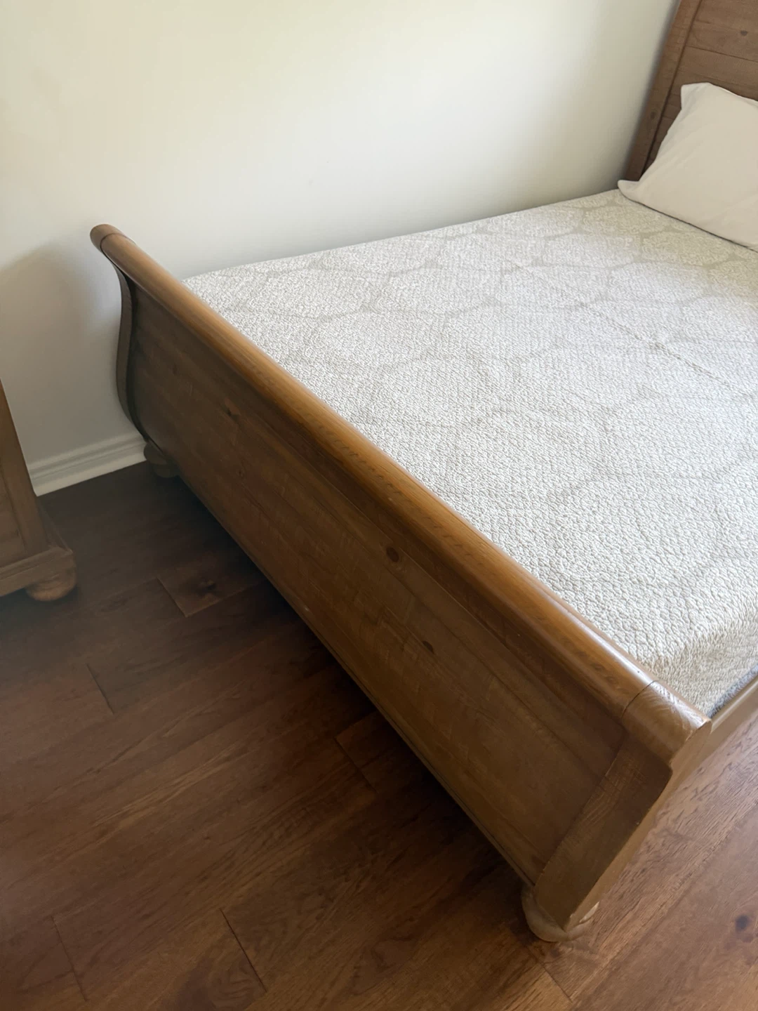 Wooden Dresser and Bed Frame Set - photo 3
