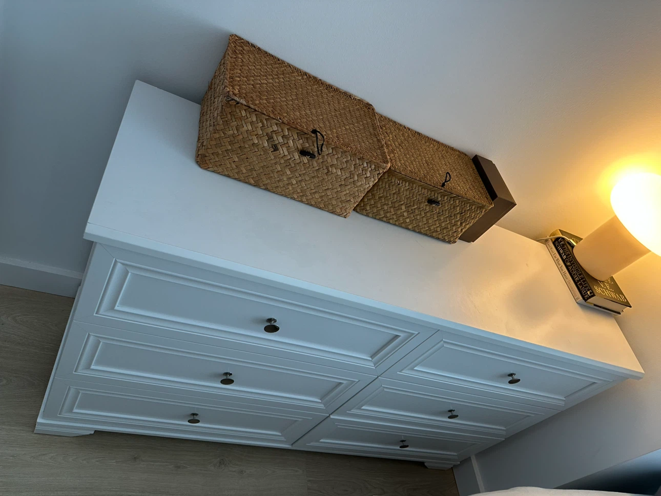 White 6-Drawer Dresser - photo 2