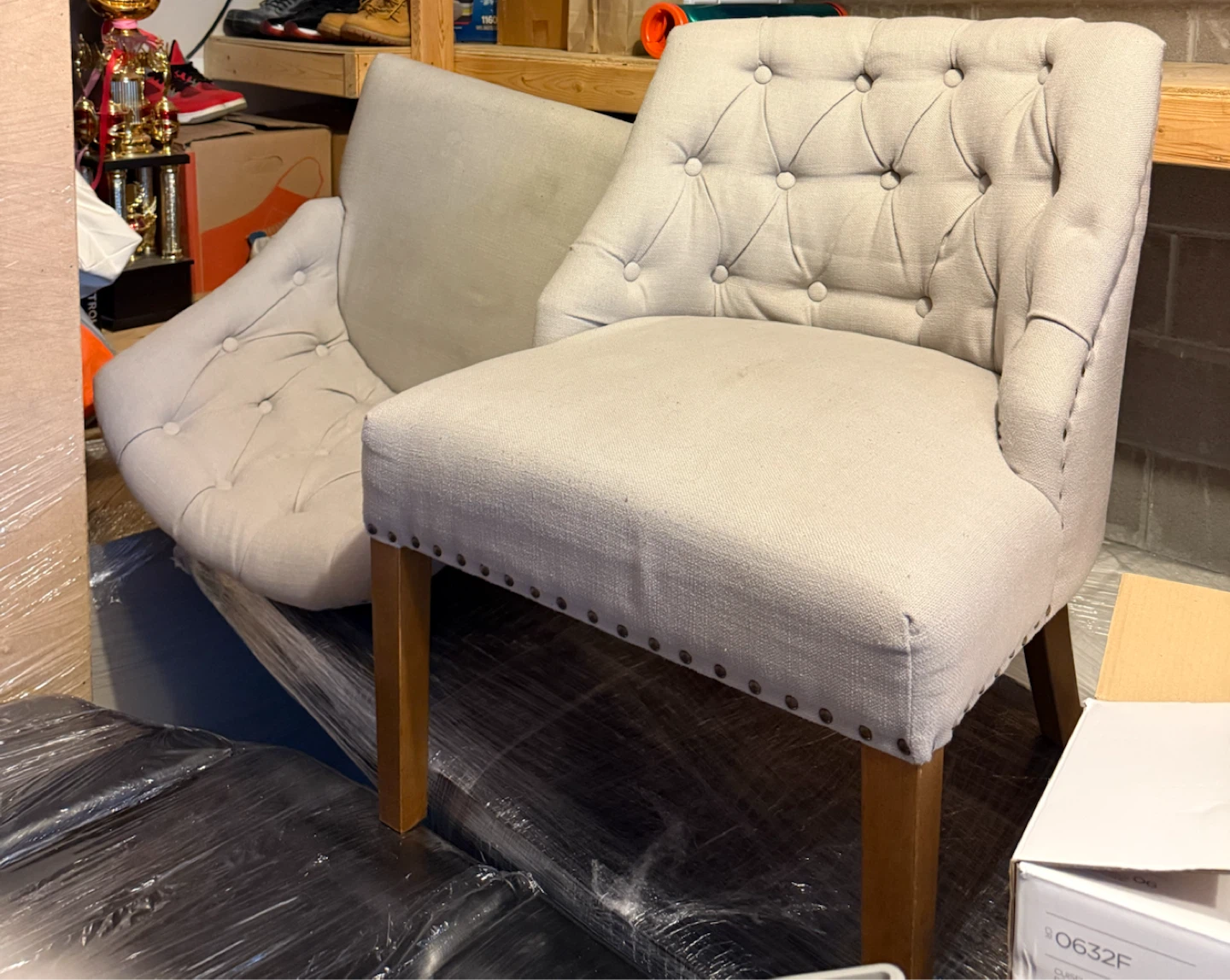 Tufted Accent Chair