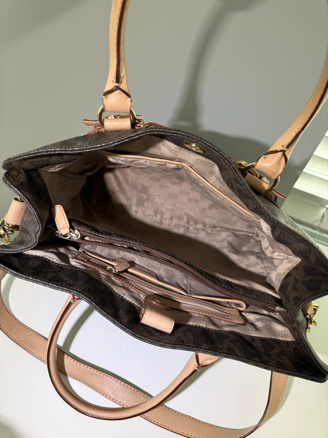Michael Kors Handbags - photo 3