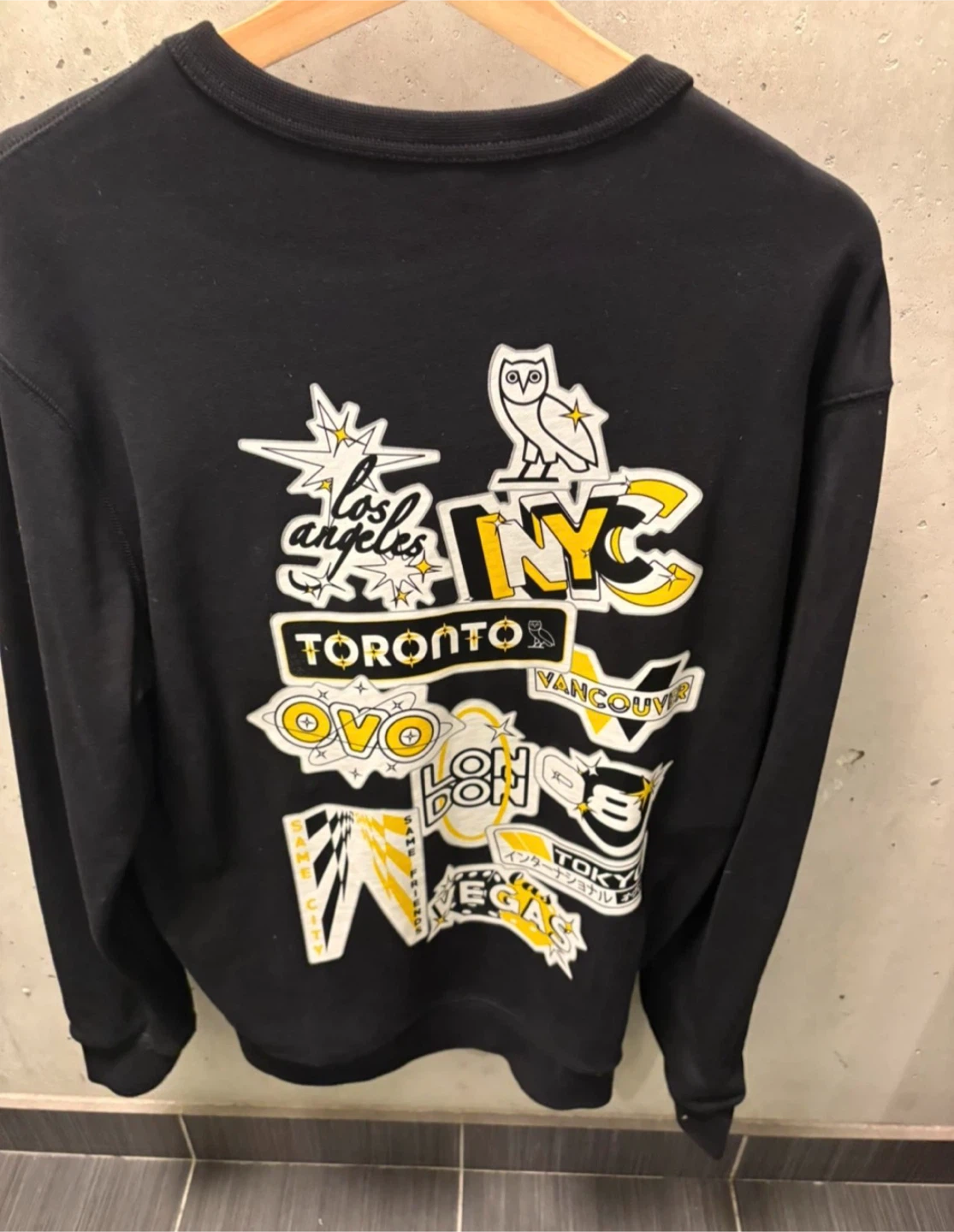 OVO Black Crewneck Sweatshirt Medium