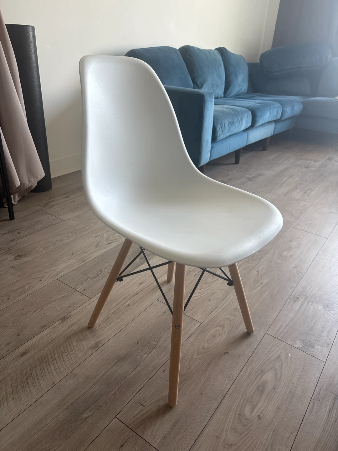 White Eames Style Dining Chair ✨