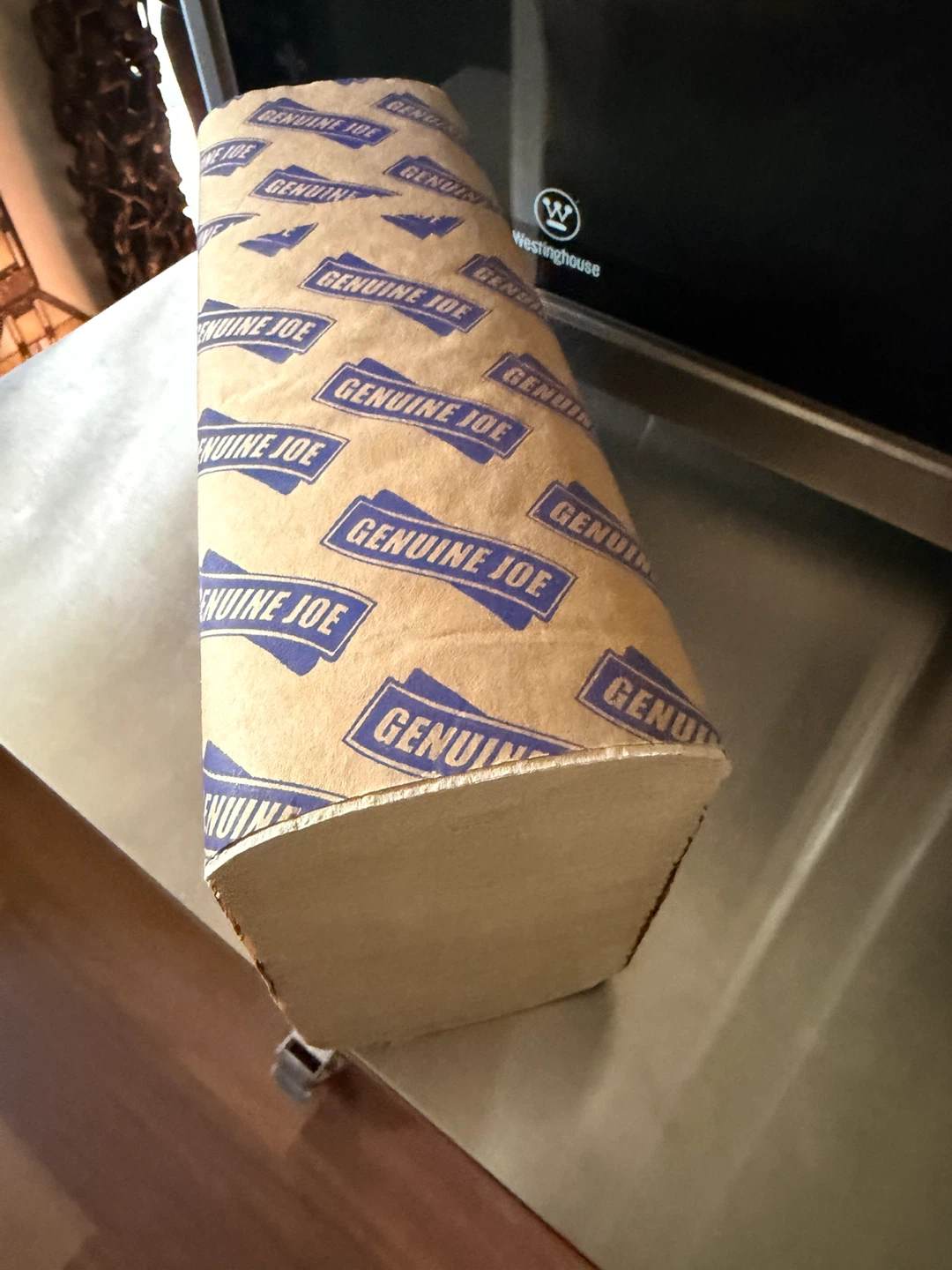 Genuine Joe Paper Towels 100 Sheet Bundles x9 Bundles - photo 3