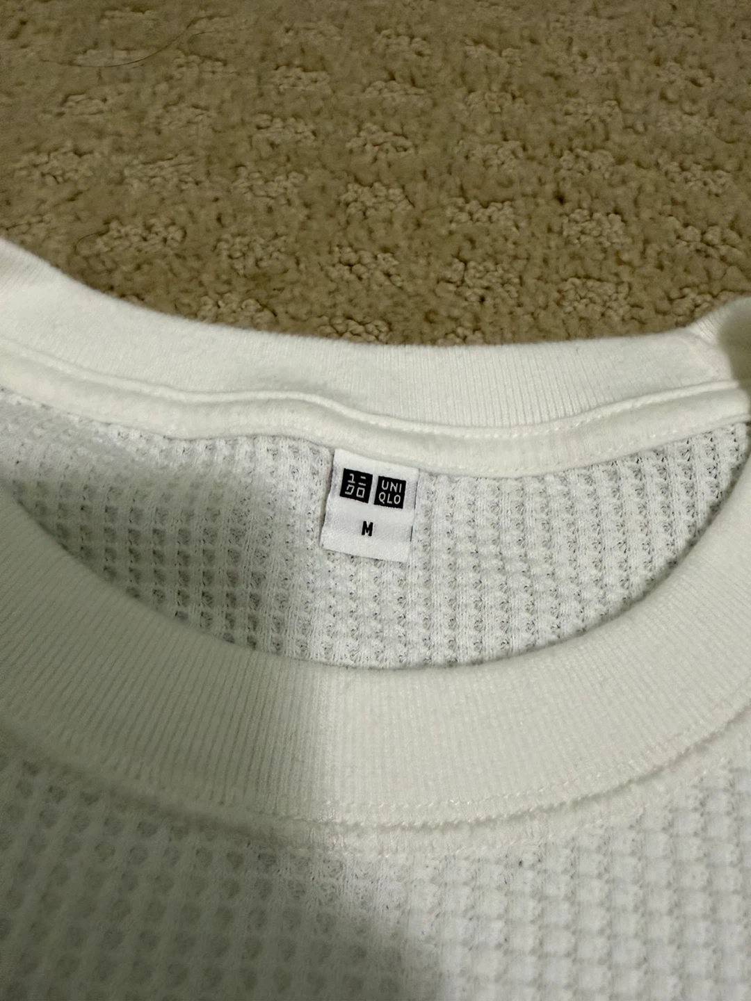 UNIQLO White Waffle Knit Long Sleeve Shirt - photo 3