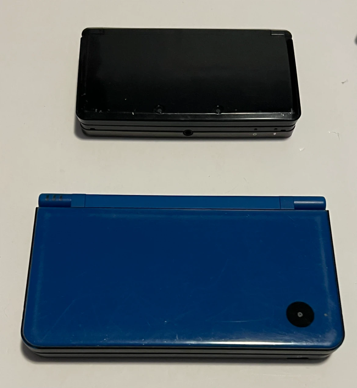 Nintendo 3DS & DSI XL - for parts or repair - photo 2