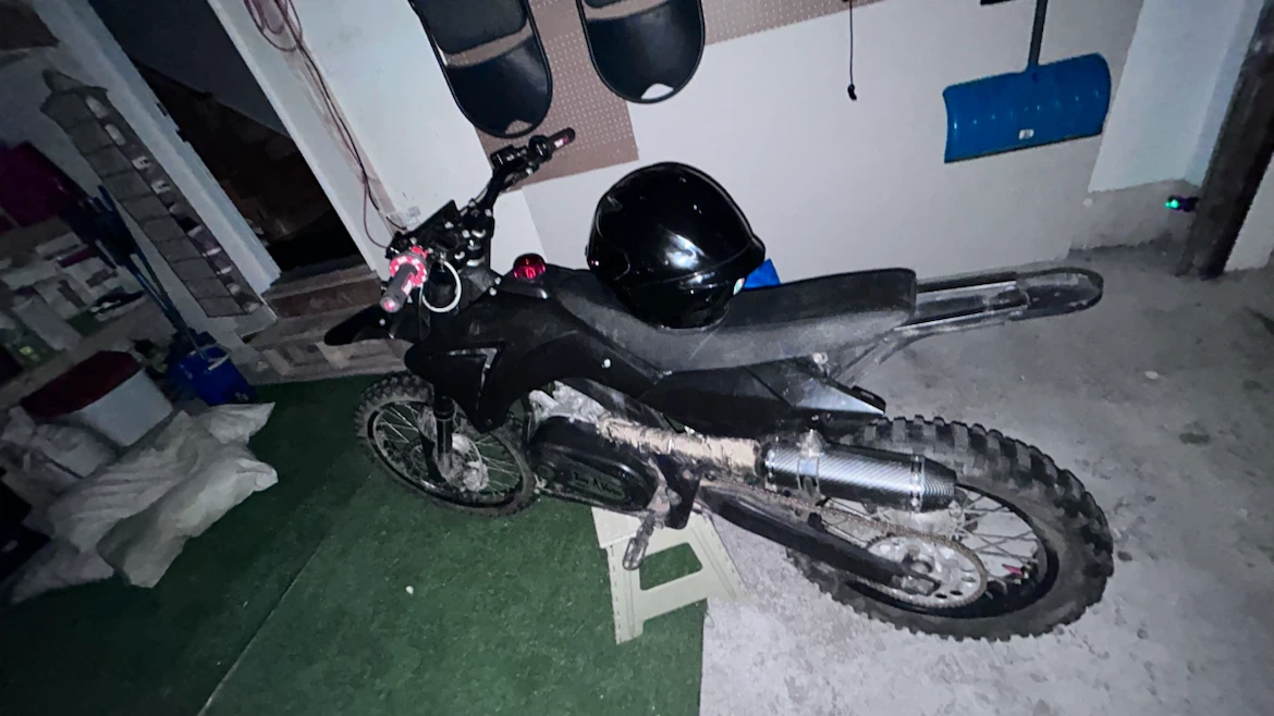 Dirt bike - photo 2
