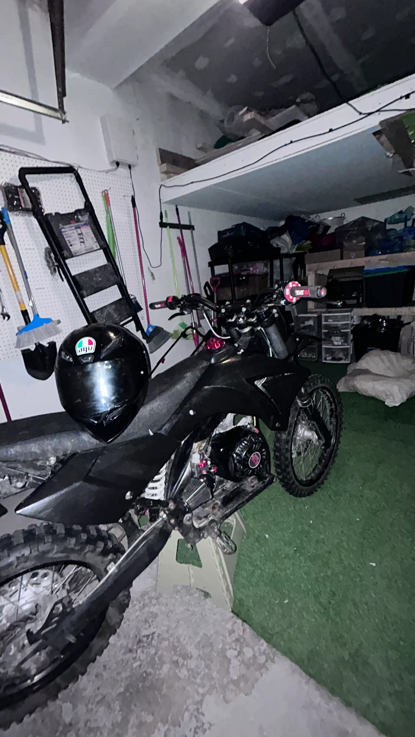 Dirt bike - photo 3