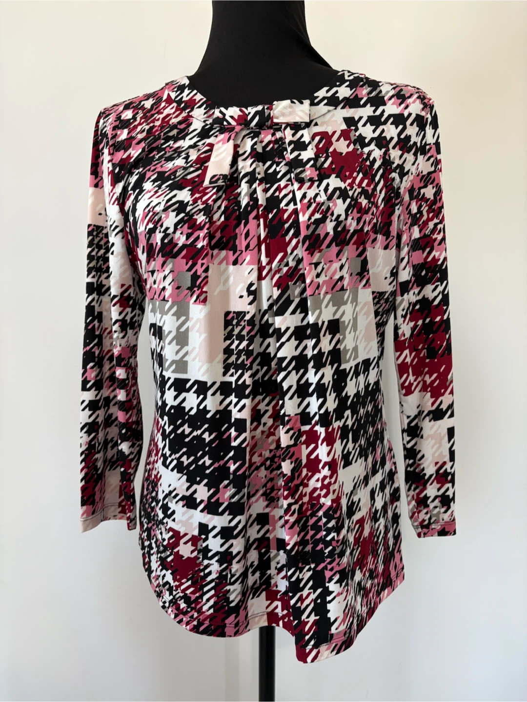 M - NEW WITH TAG! Karl Lagerfeld Paris Houndstooth blouse