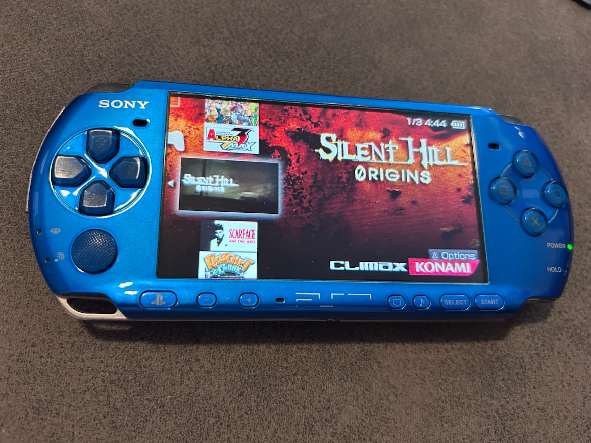 Fully Loaded Jailbreak PSP Mint Condition - photo 4