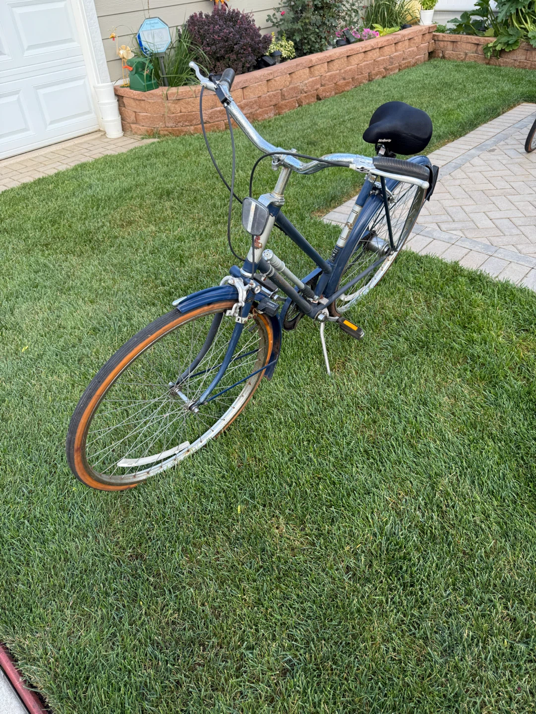 Raleigh Blue Women's Cruiser Bicycle $60.00 or best offer