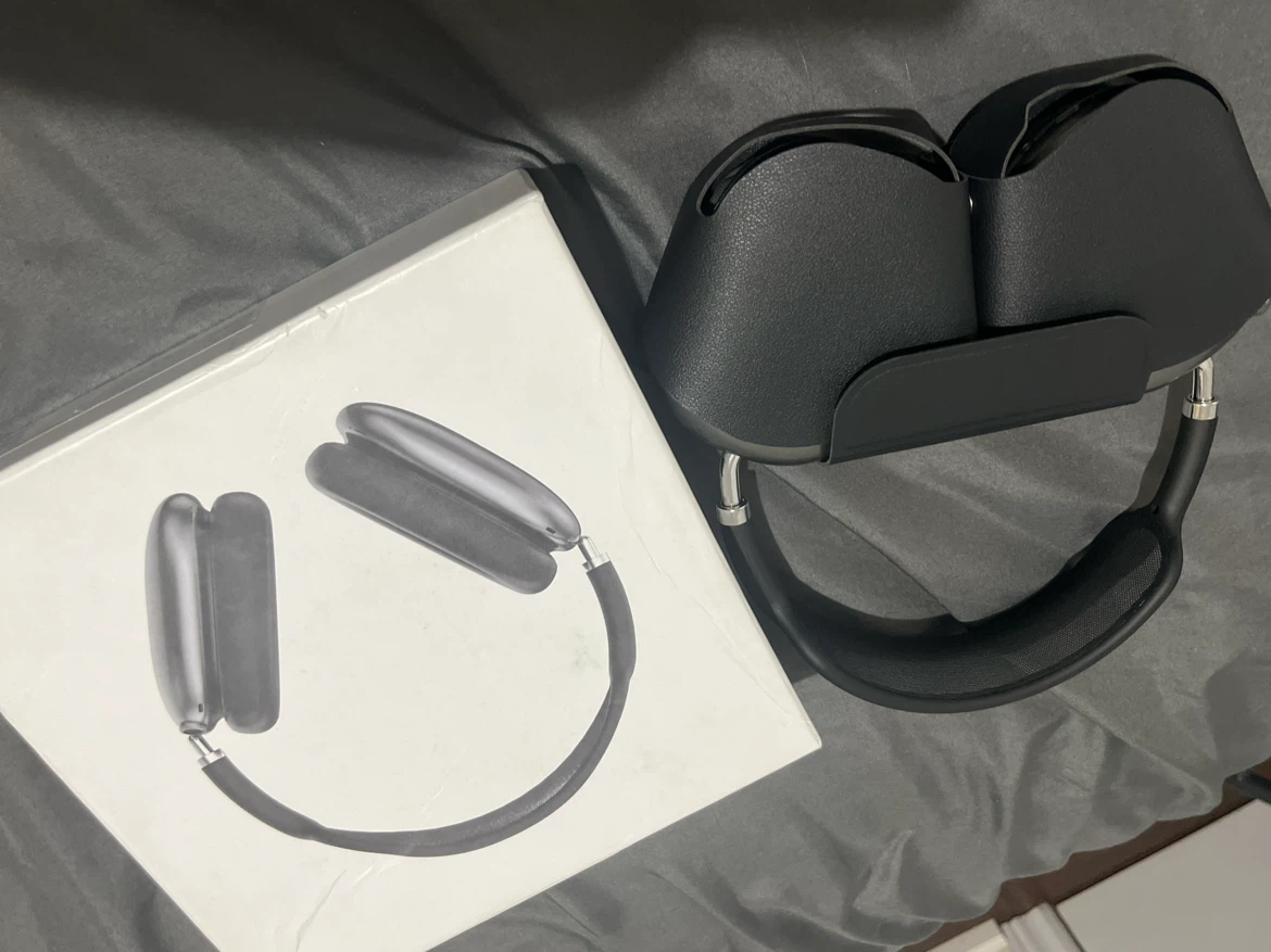 Apple AirPods Max Headphones - photo 2