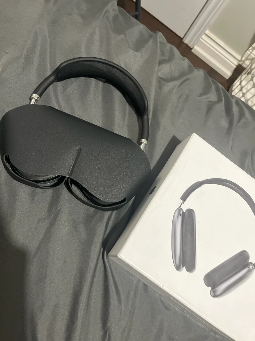 Apple AirPods Max Headphones - photo 3