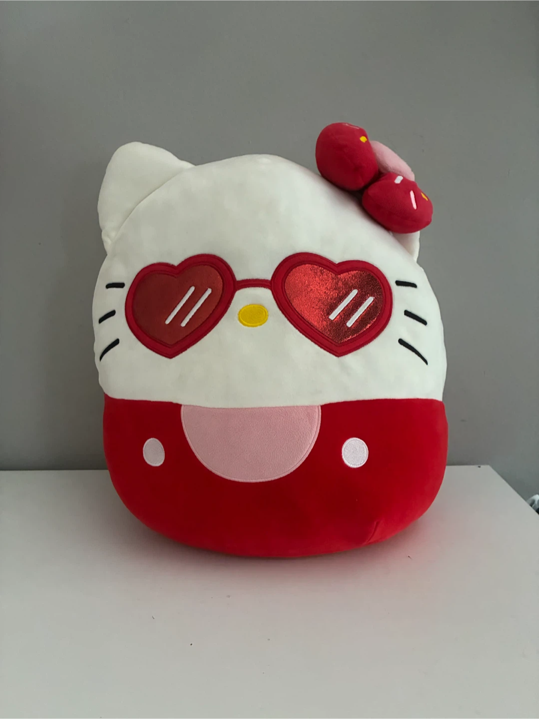 Hello Kitty Plush Pillow with Heart Sunglasses