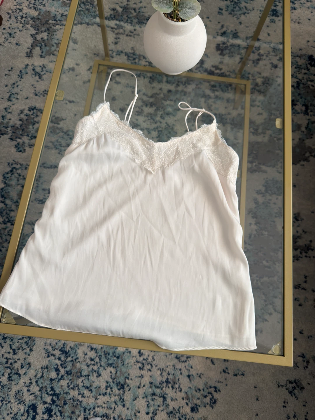 Garage Denim Shorts + White Lace Cami Bundle - photo 4