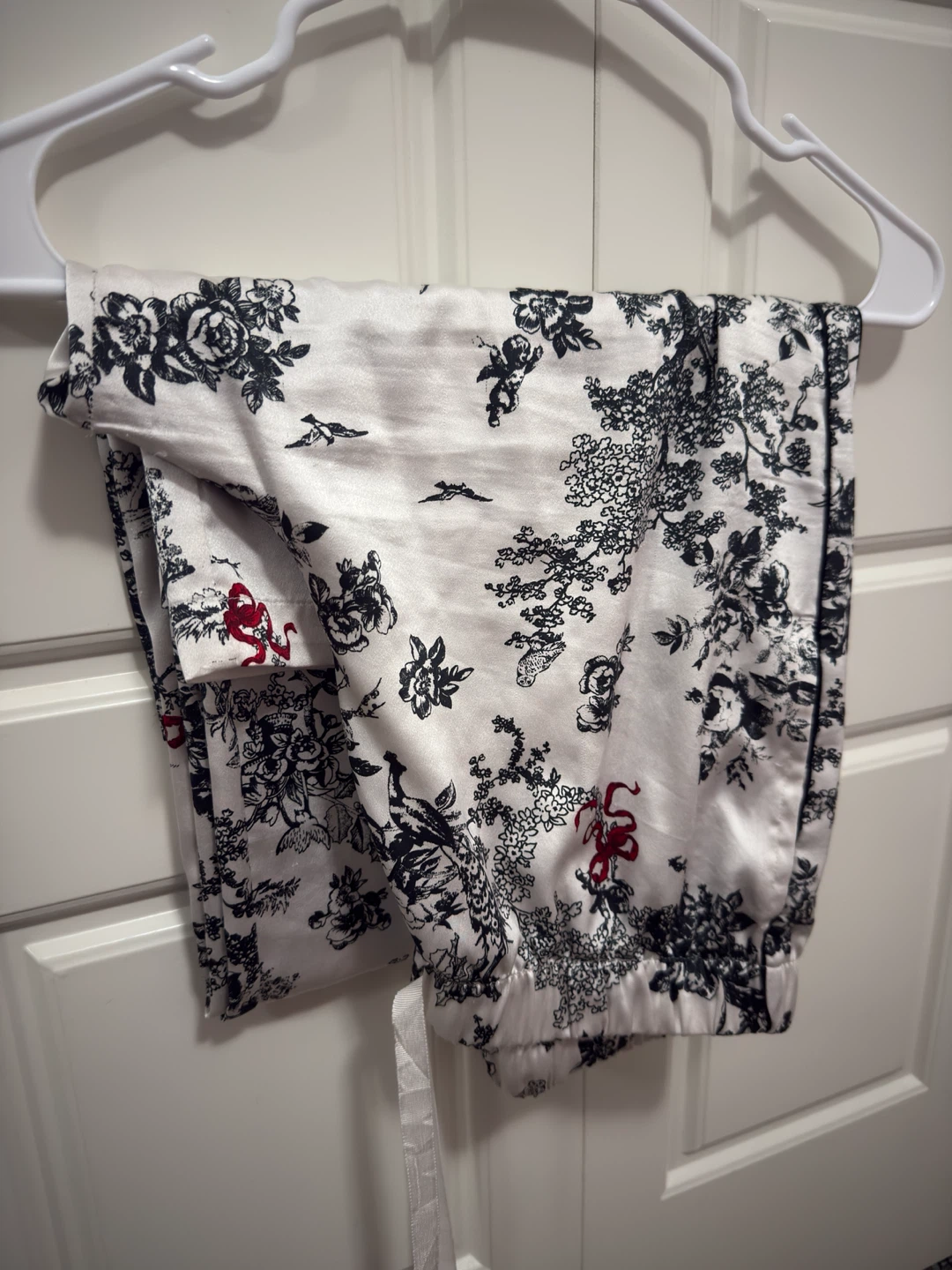 Victoria’s Secret Pajama Set – Size S - photo 3