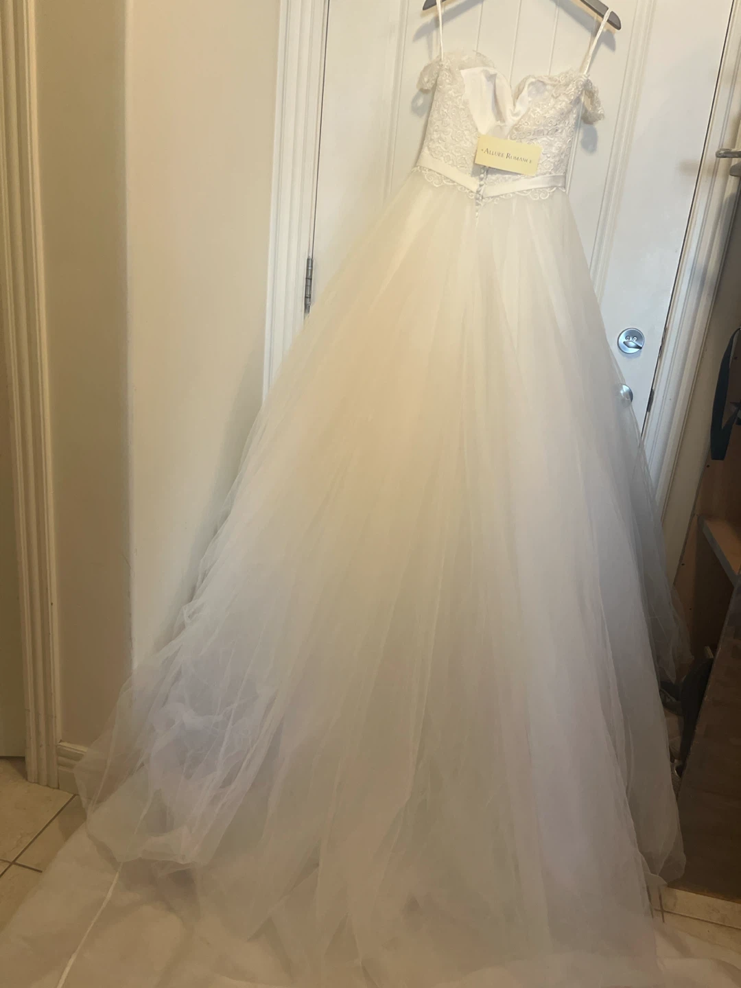 White Wedding Dress with Embellished Waistline - photo 5
