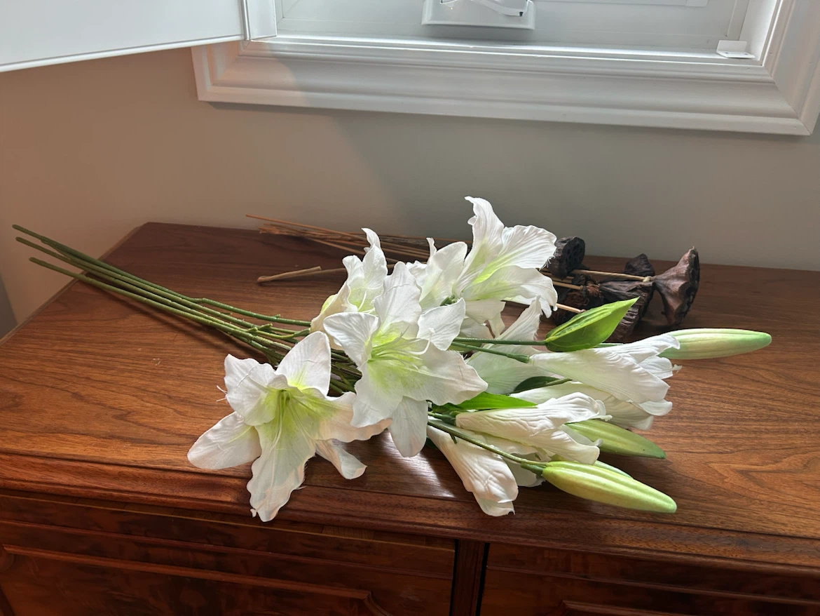 ARTIFICIAL FLOWERS ALL FOR $5 (SEE LISTING) - photo 2