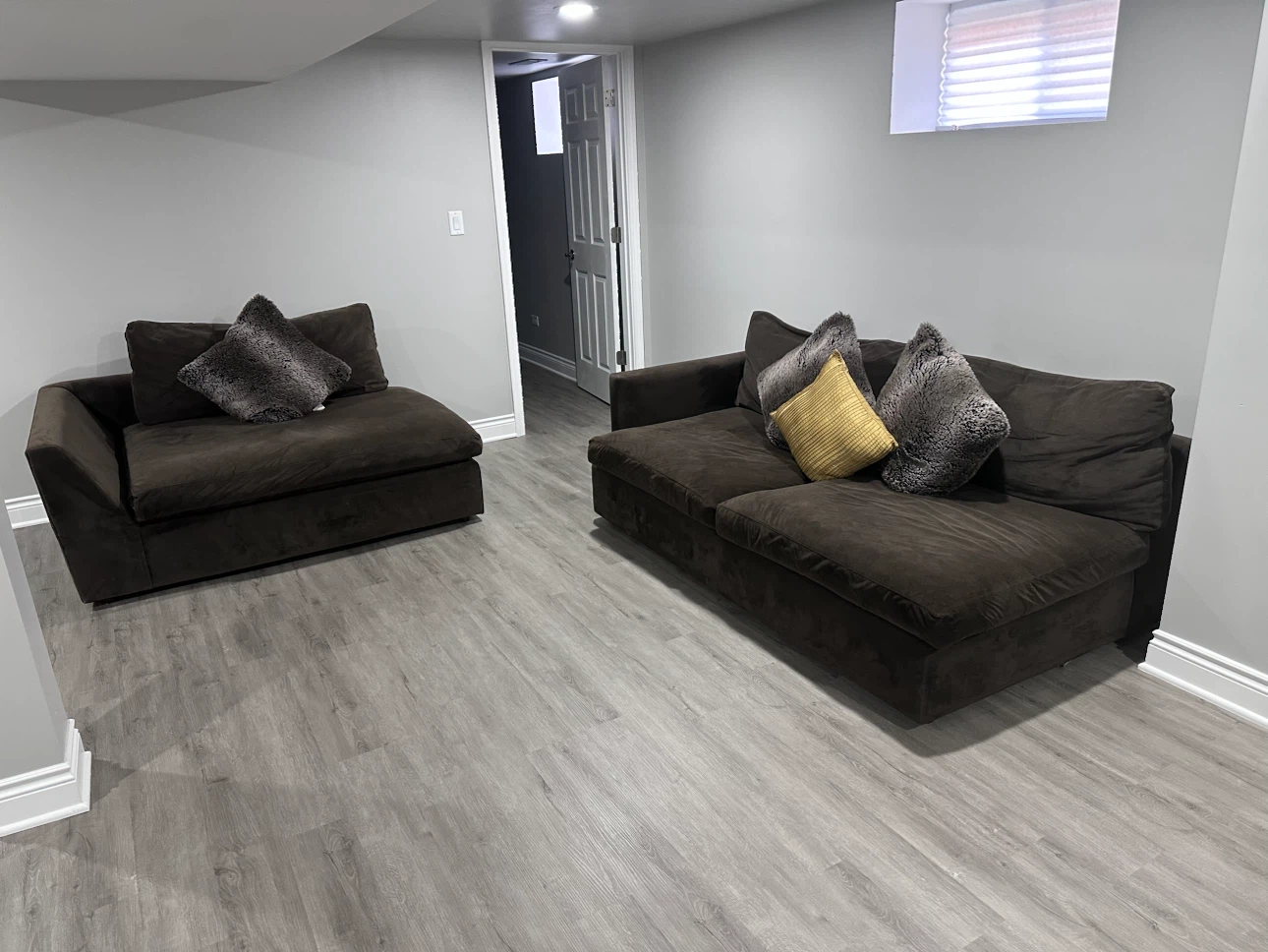 Brown Sectional Sofa - photo 2