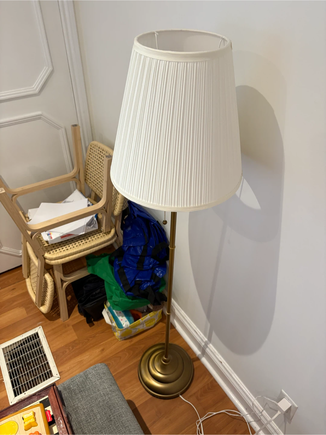 IKEA ÅRSTID Floor Lamp - Brass/White - photo 4