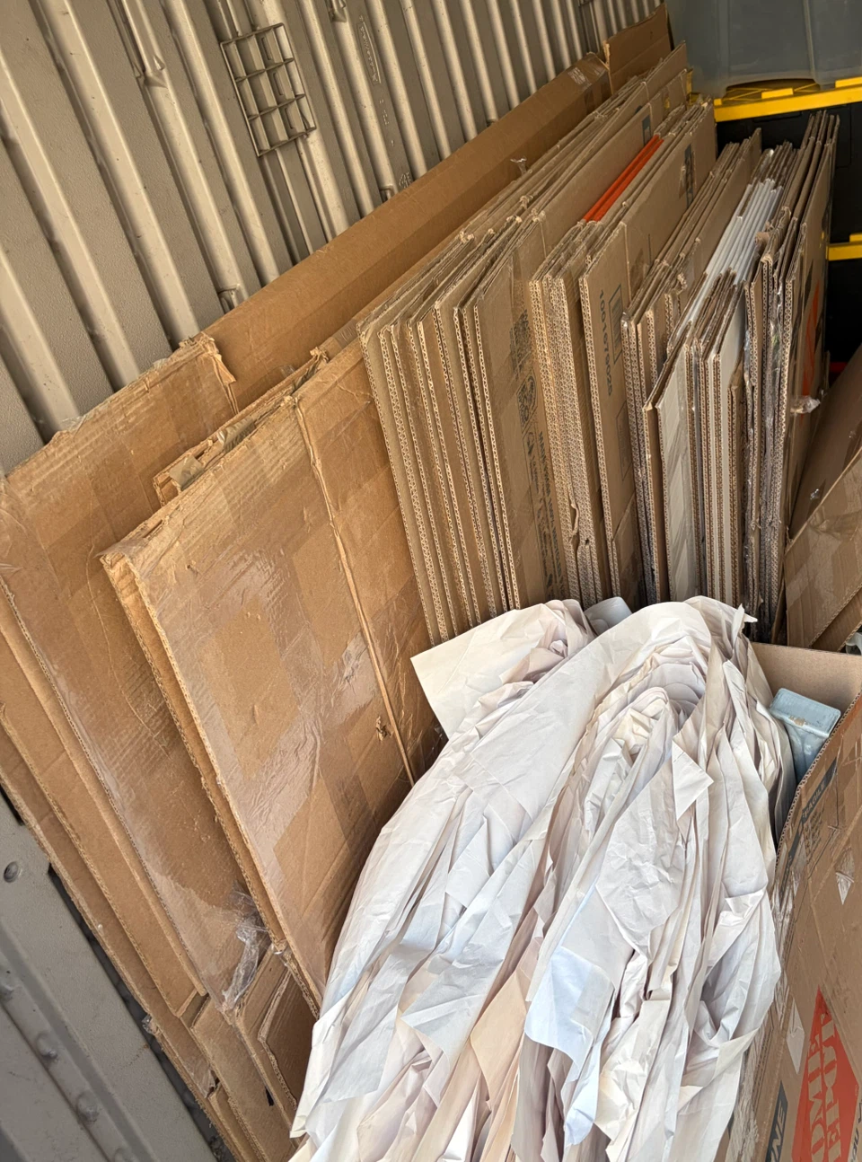 Cardboard Boxes & Packing Paper