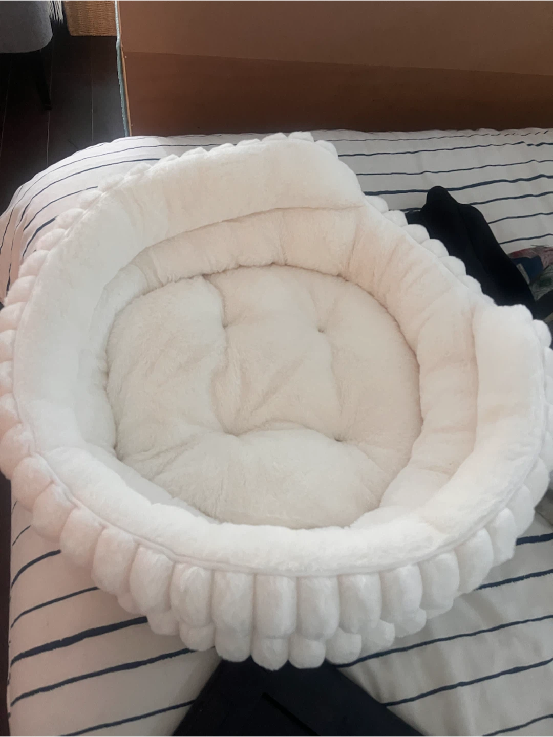 Plush Pet Bed