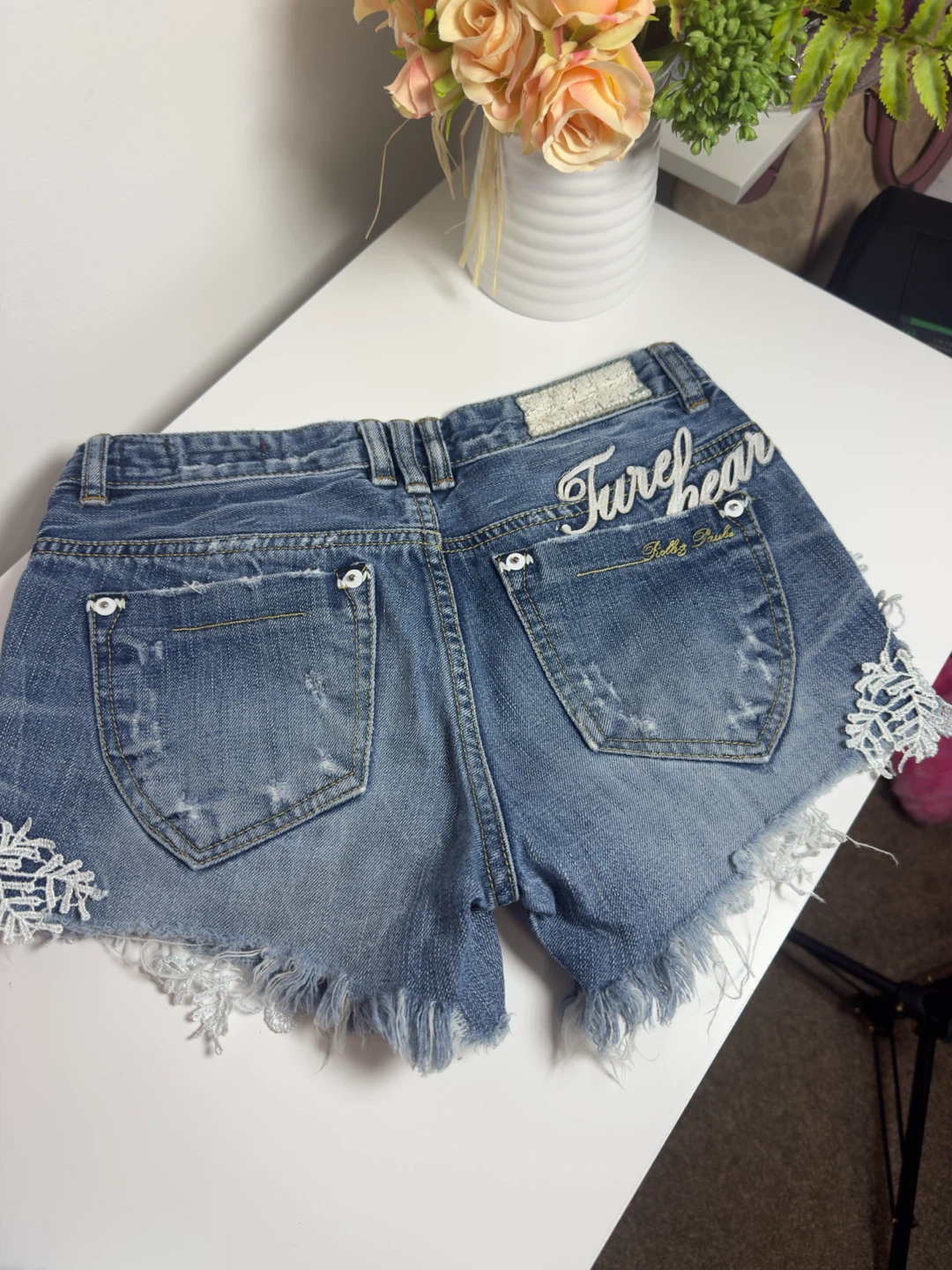 2-Piece Lace Denim Shorts Bundle – Cute Summer Shorts (Size S) - photo 4