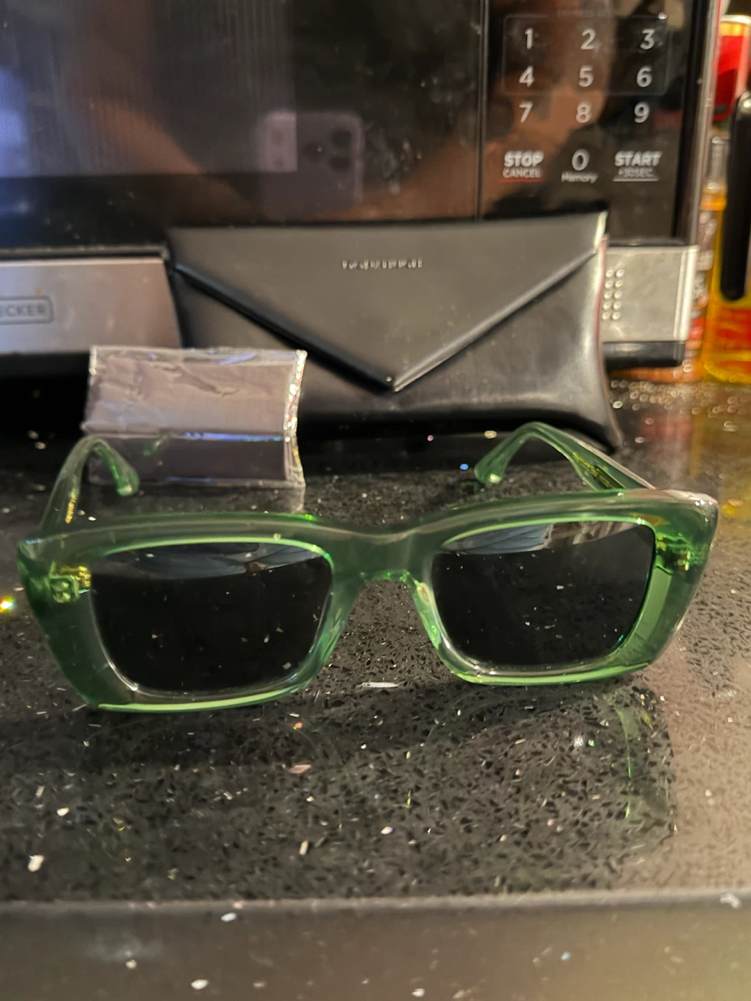 DONAHUGH Green Sunglasses with Case