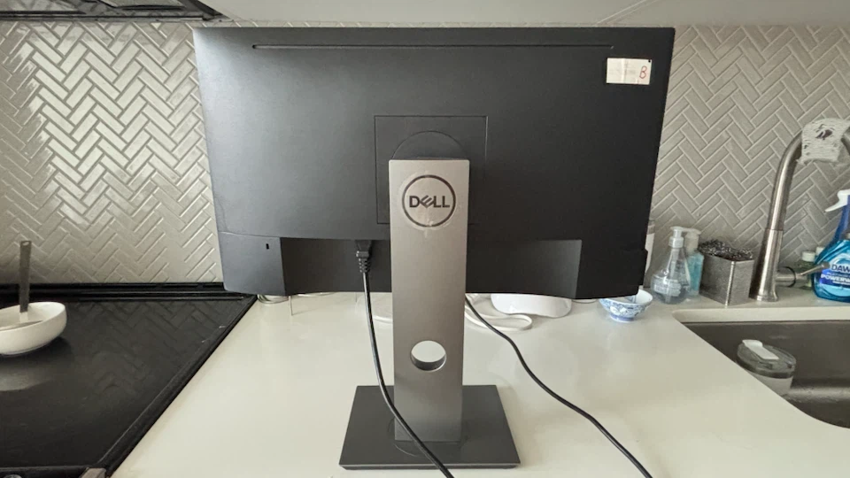 Dell P2317H 23" LED Monitor - photo 4